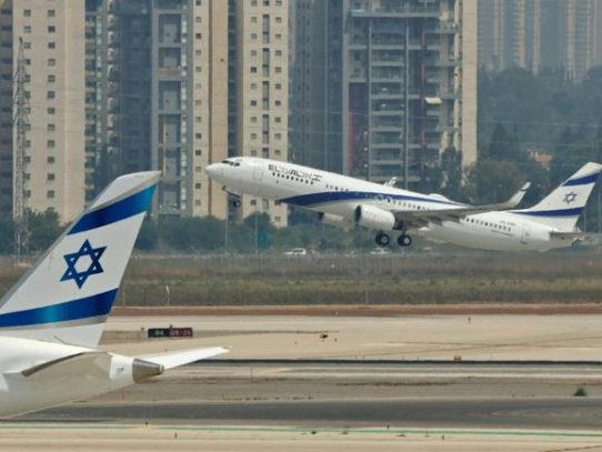 Despega el "primer vuelo comercial directo" entre Israel y Emiratos