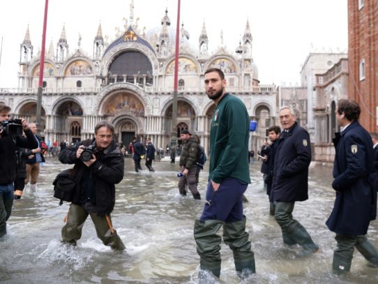 Venecia, en estado de alerta por nueva marea alta