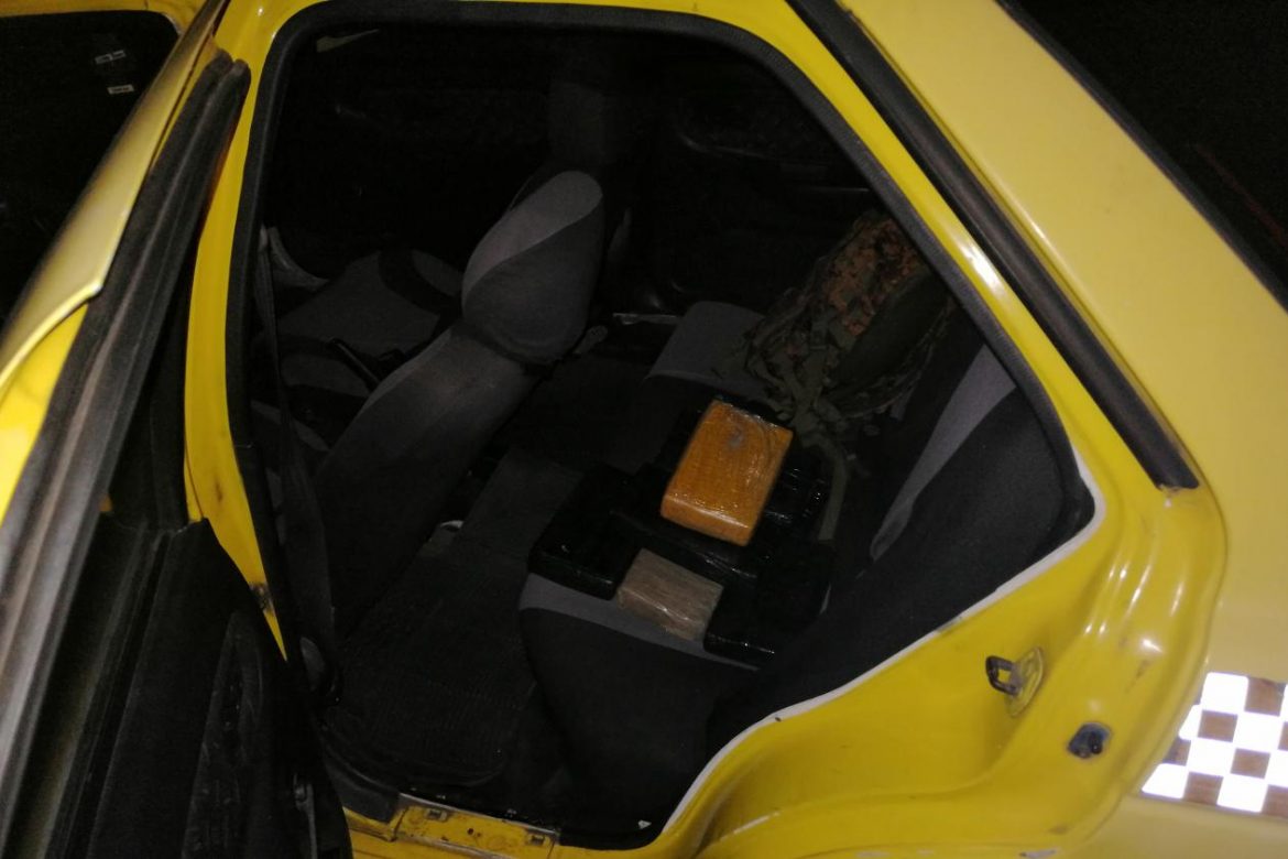 Taxista circulaba con siete paquetes de presunta droga en Arraiján