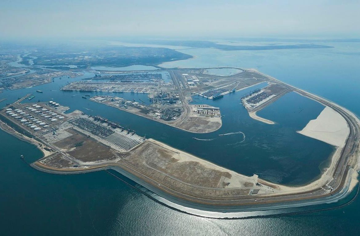 Holanda trabajará en la digitalización de los puertos panameños