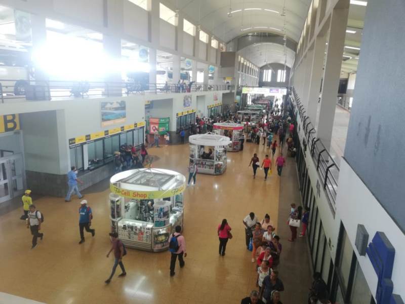 Terminal de Albrook abarrotada, inicia la migración por carnavales