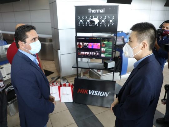 Aeropuerto de Tocumen recibe donación de cámaras térmicas para medición de temperatura