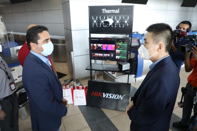 Aeropuerto de Tocumen recibe donación de cámaras térmicas para medición de temperatura