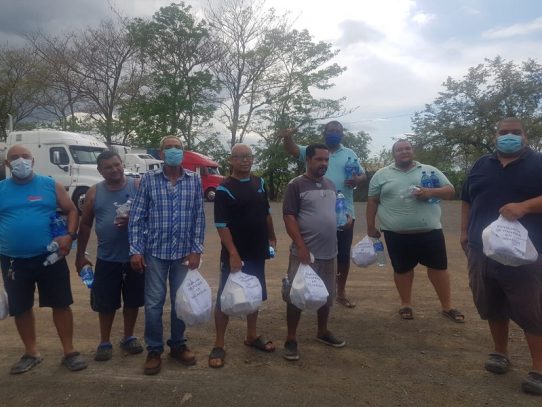 Embajada de Panamá en Nicaragua ayuda a transportistas panameños