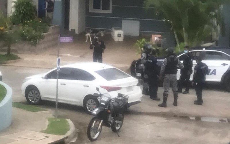 Asesinan a "Traqueto Tocumen" dentro de una casa en Brisas del Golf