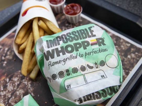 Burger King lanza hamburgesa sin carne en un mercado europeo con gran apetito